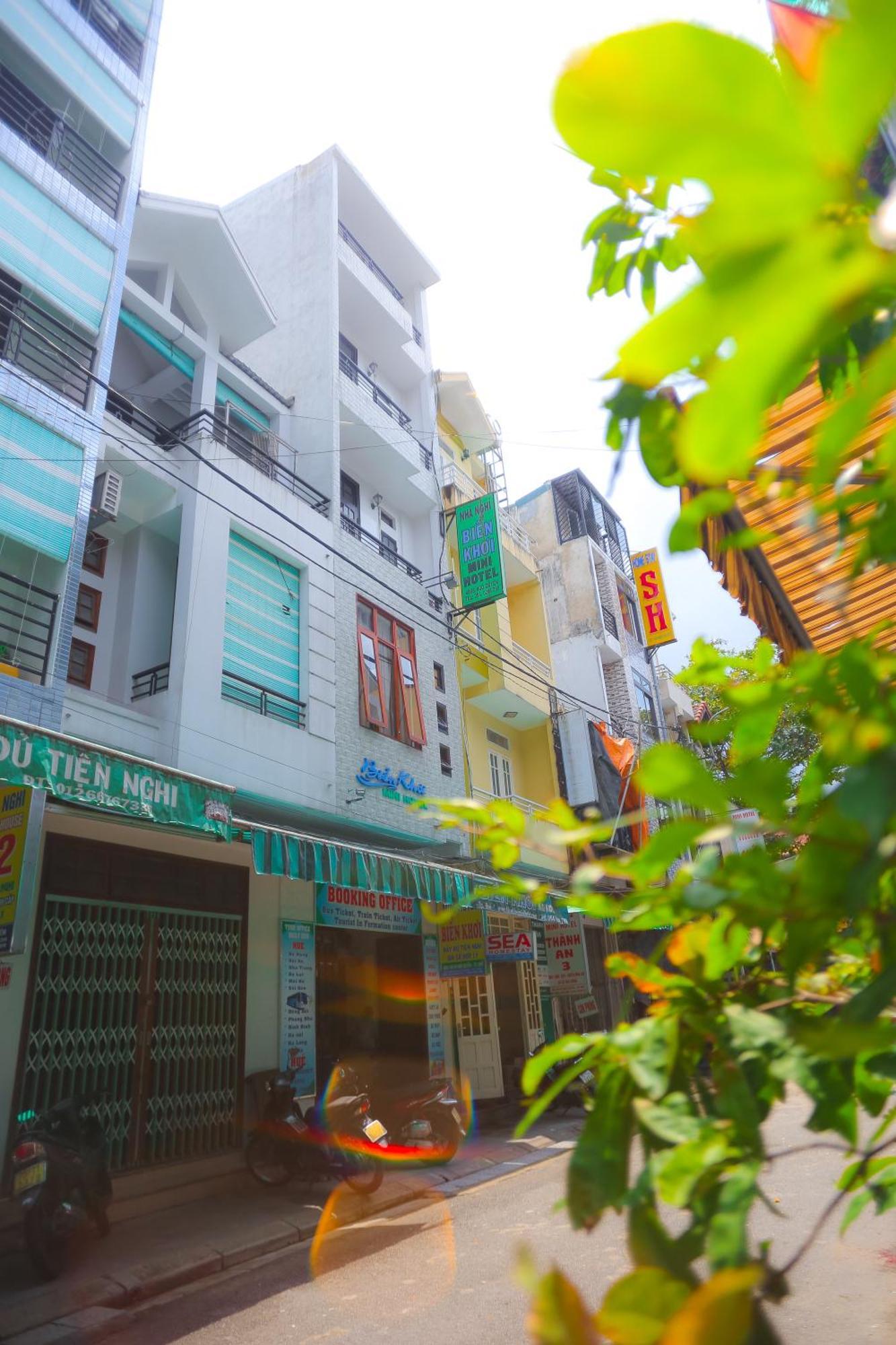 Sea Homestay Hue Buitenkant foto